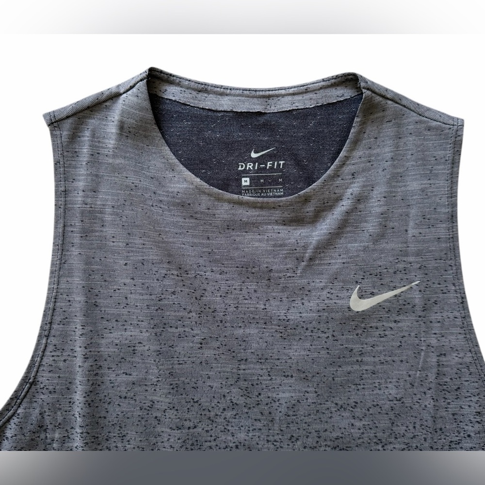 Nike Dri Fit Tank Top Womens Medium Gray Sleeveless Athletic Workout Running Gym - Picture 4 of 7